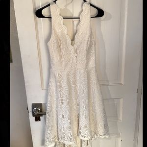 White Sparkle Lace High-Low Style Dress - City Triangle - size 7